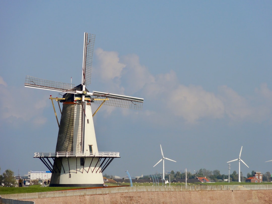 Het Wapen van Zoetermeer: Een bijzondere ontmoetingsplek aan de Zegwaartseweg